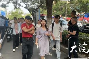 皮克福德称赞梅努：他在场上成熟又冷静，已经有顶级球员的风采